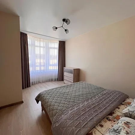 Apatrment In Khmelnytsky Street Natasha Апартаменти *